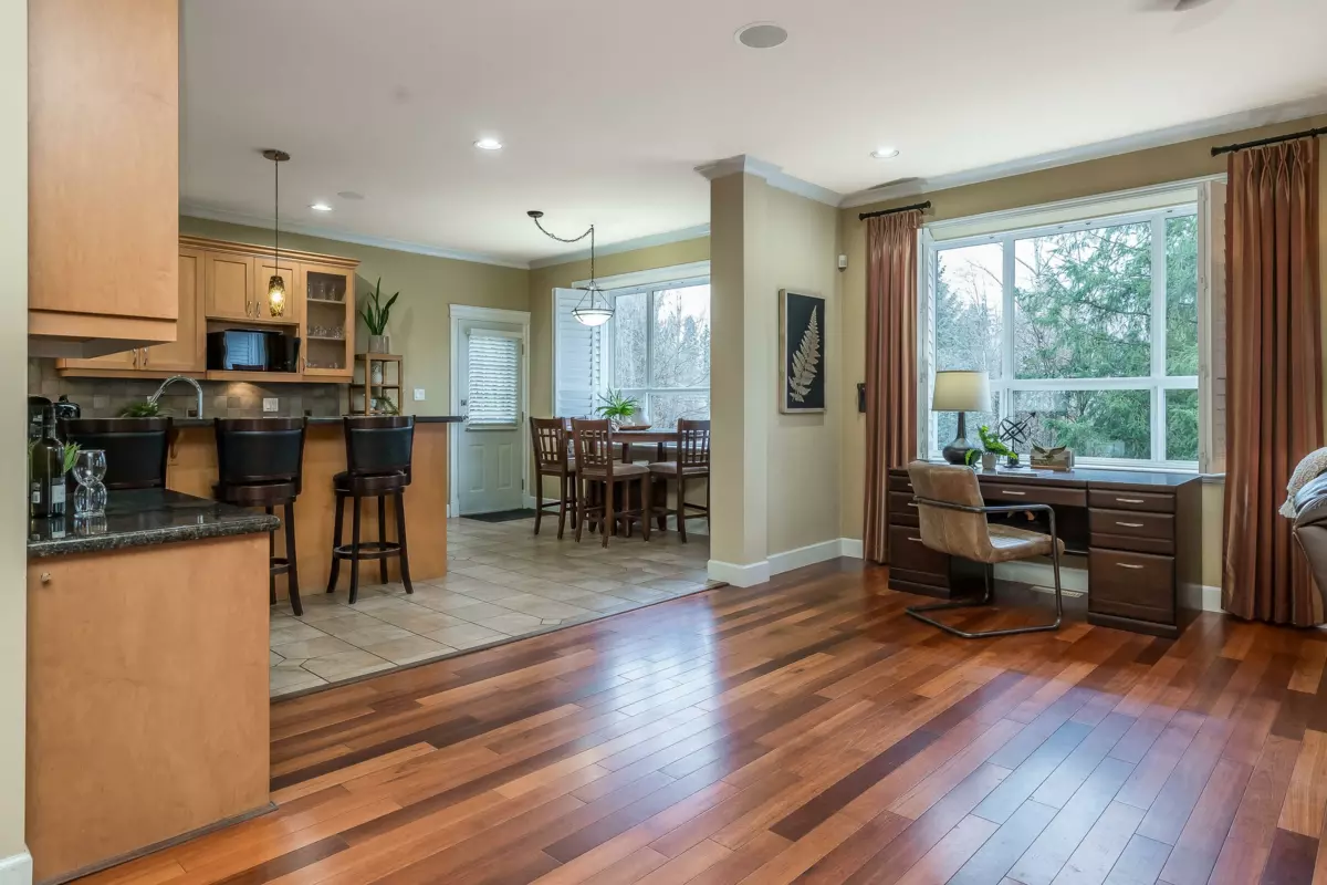 Primary Bathroom Photo of 9422 216a Street, Langley, BC