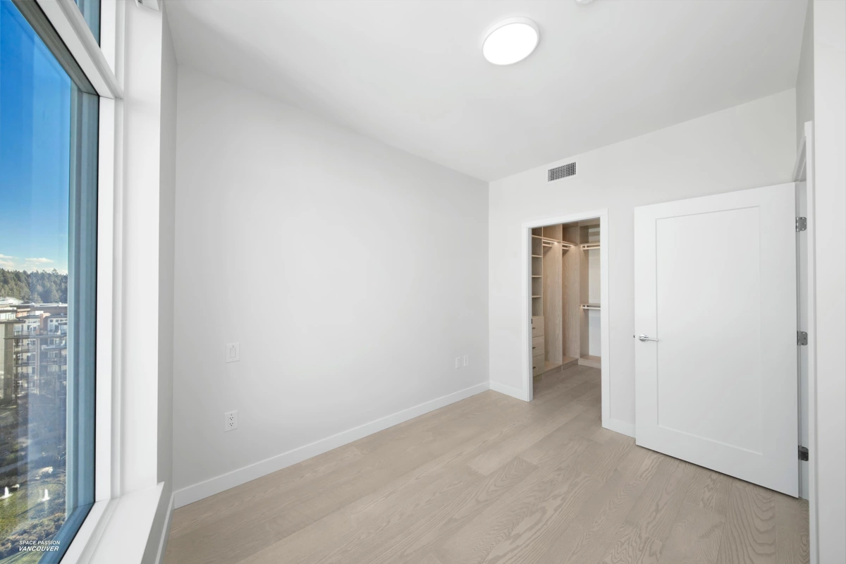 Kitchen Island Photo of 911 6138 Birney Avenue, Vancouver, BC