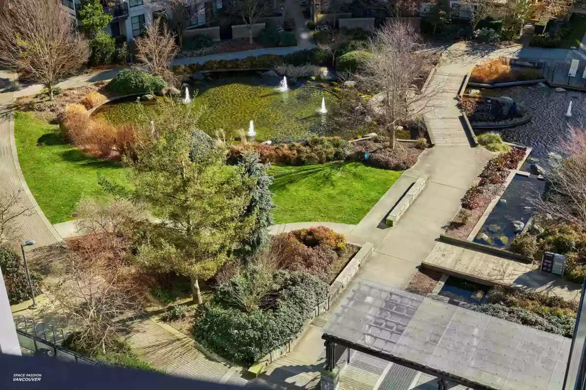 Outdoor Patio Photo of 911 6138 Birney Avenue, Vancouver, BC