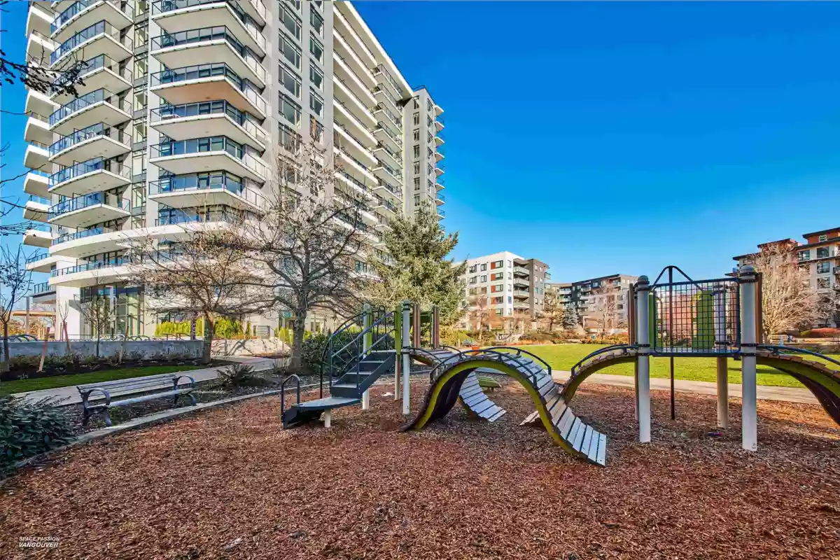 Staircase Photo of 911 6138 Birney Avenue, Vancouver, BC