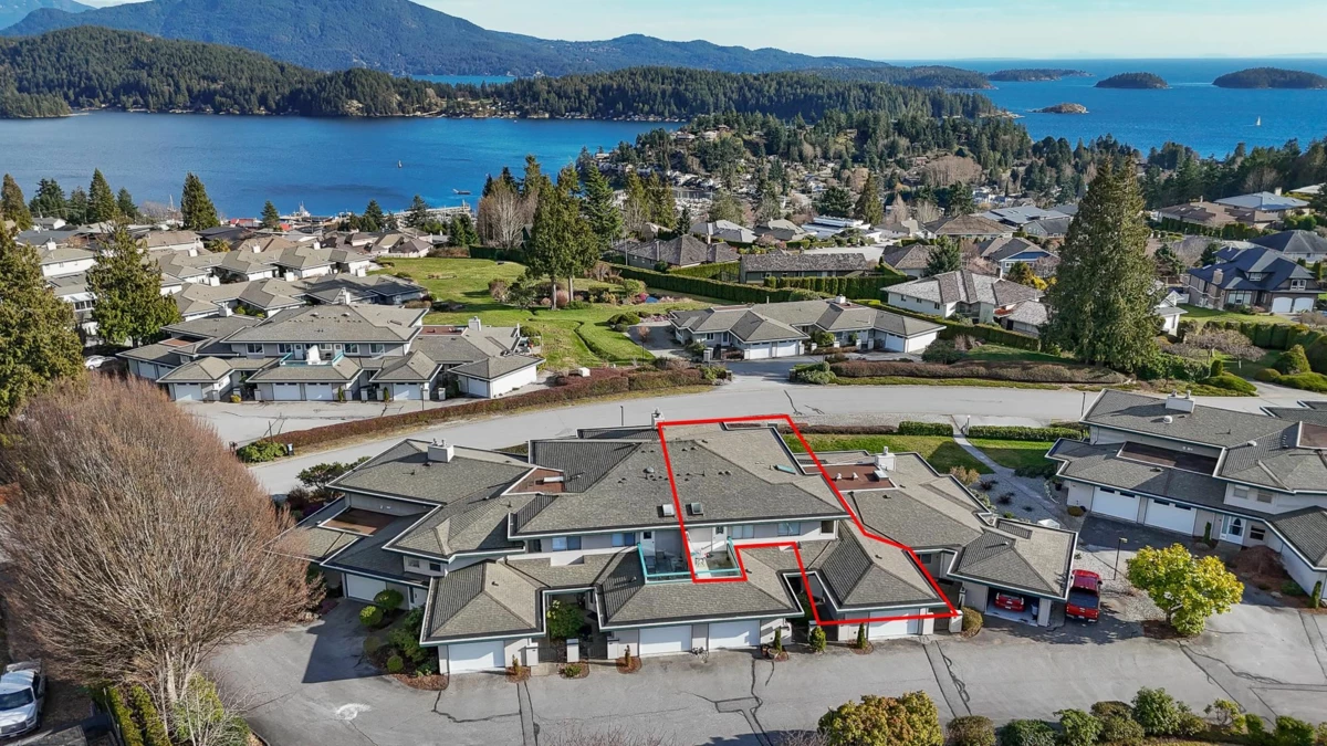 Exterior Front Photo of 27 555 Eaglecrest Drive, Gibsons, BC