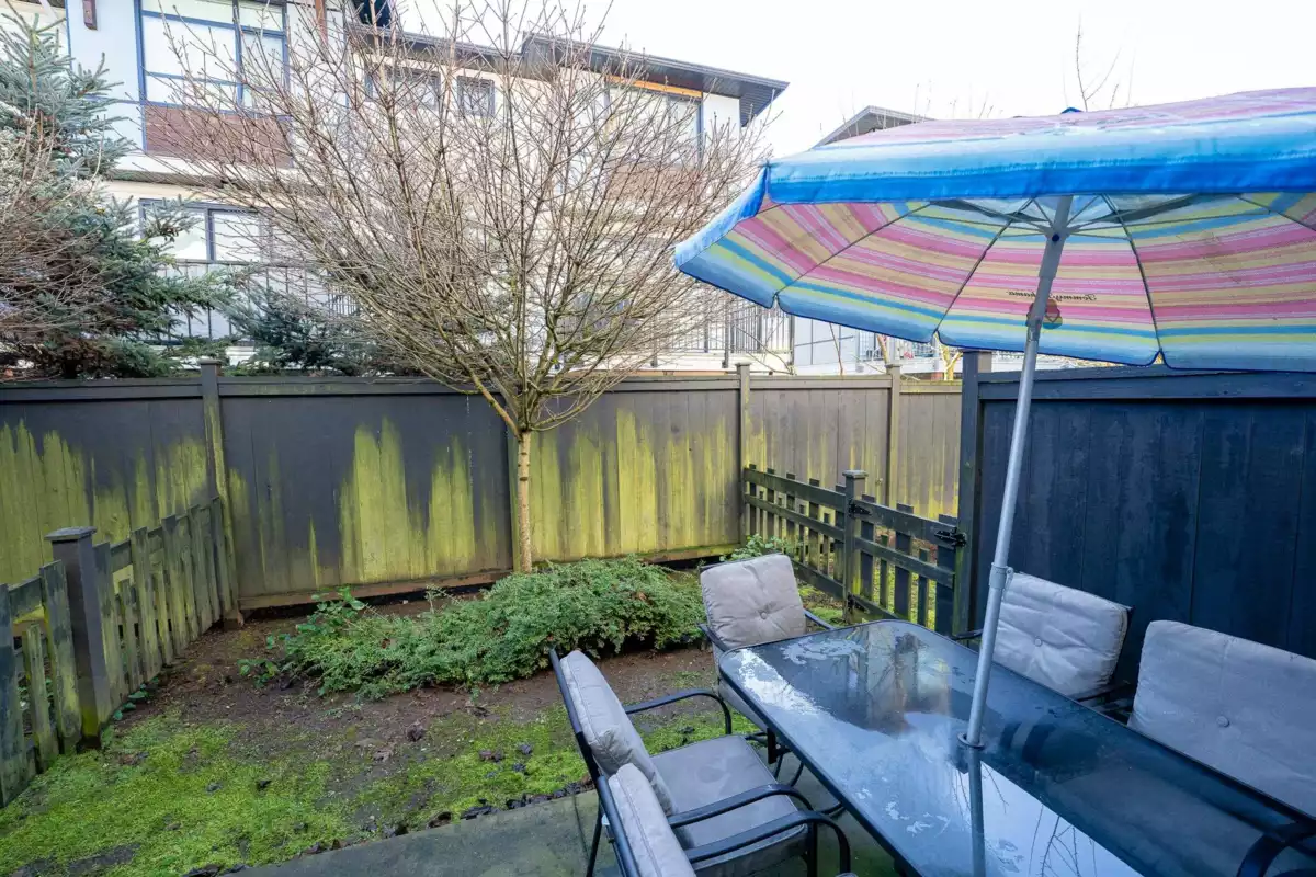 Bedroom 2 Photo of 72 8570 204 Street, Langley, BC
