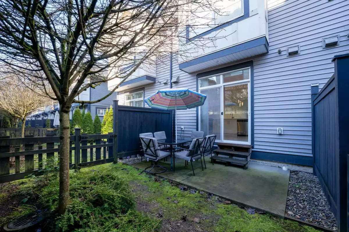 Bedroom 3 Photo of 72 8570 204 Street, Langley, BC