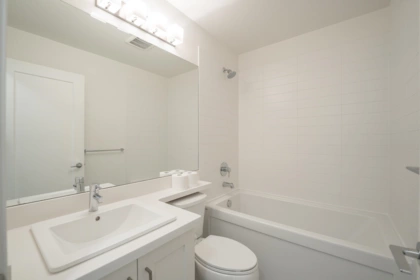 Primary Bathroom Photo of 72 8570 204 Street, Langley, BC