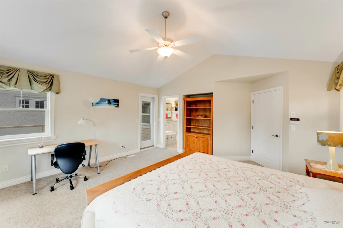 Backyard Photo of 2110 Indian Fort Drive, Surrey, BC