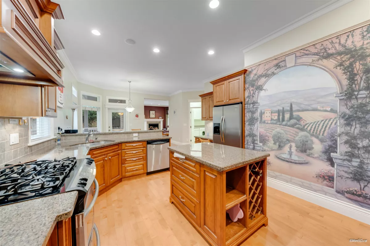 Breakfast Nook Photo of 2110 Indian Fort Drive, Surrey, BC