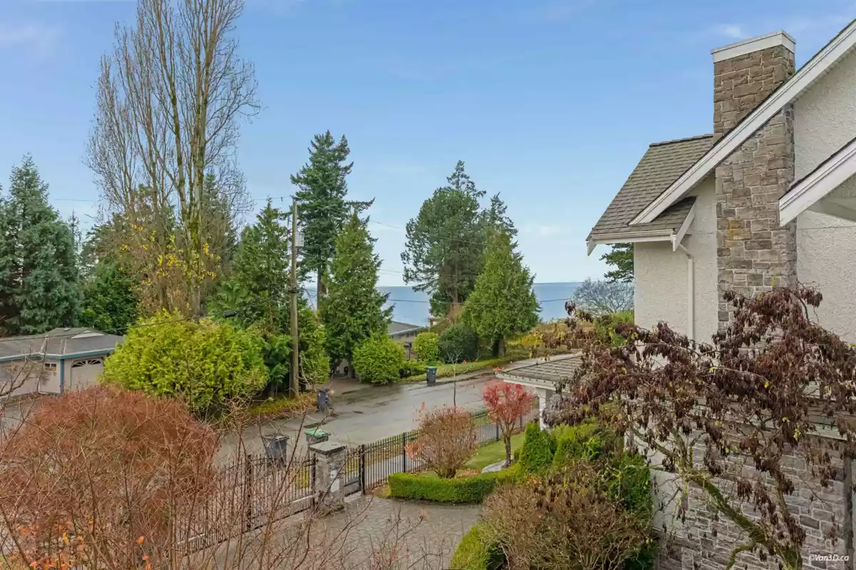 Community Amenities Photo (Clubhouse) of 2110 Indian Fort Drive, Surrey, BC