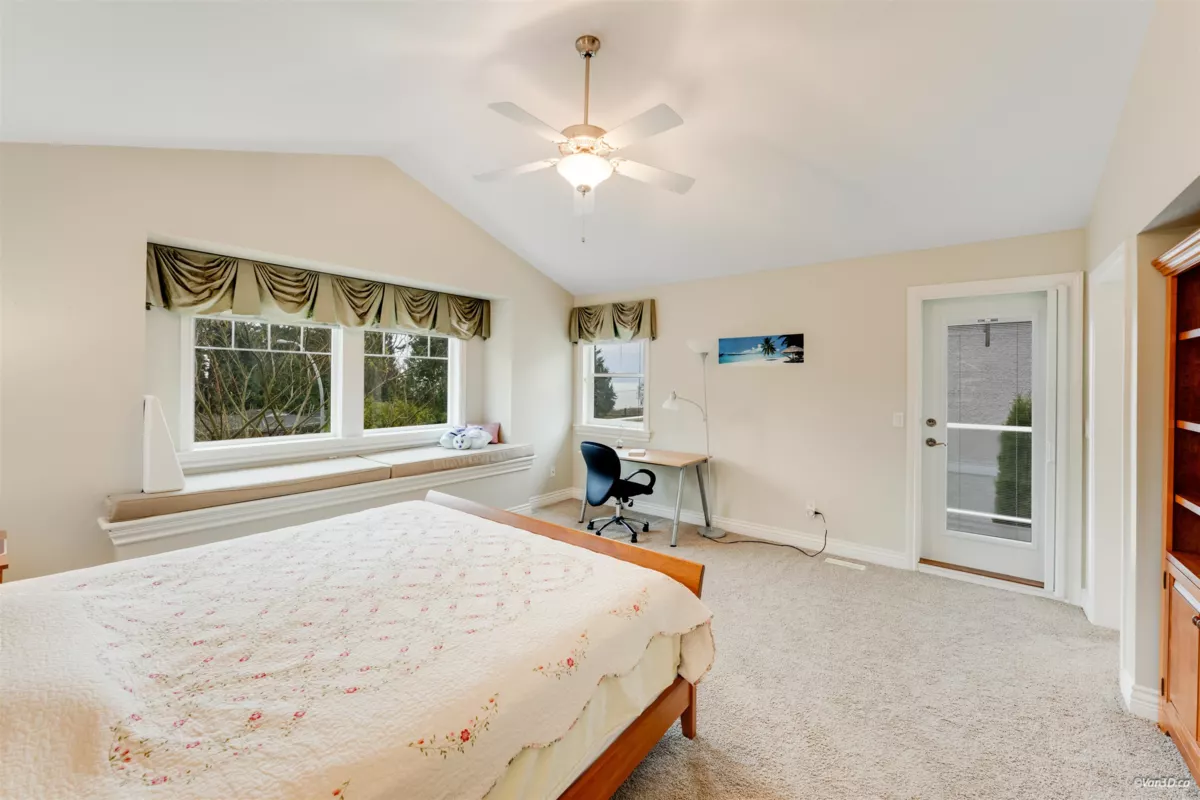 Outdoor Deck Photo of 2110 Indian Fort Drive, Surrey, BC