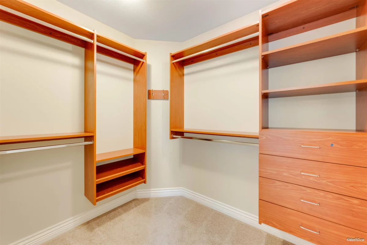 Swimming Pool Photo of 2110 Indian Fort Drive, Surrey, BC