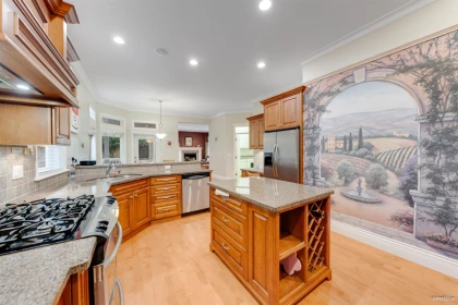 Breakfast Nook Photo of 2110 Indian Fort Drive, Surrey, BC