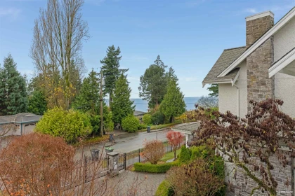 Community Amenities Photo (Clubhouse) of 2110 Indian Fort Drive, Surrey, BC