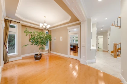 Kitchen Photo of 2110 Indian Fort Drive, Surrey, BC