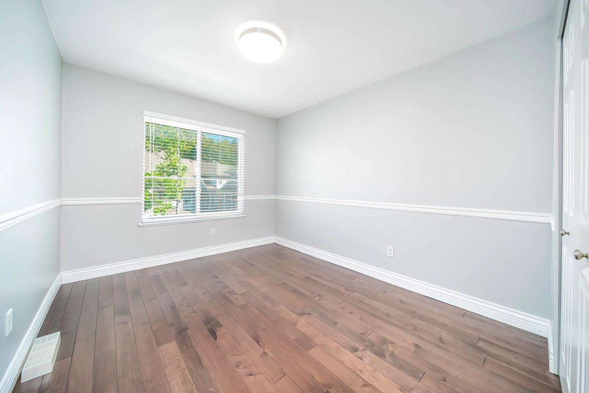 Entry Foyer Photo of 24 8568 209 Street, Langley, BC