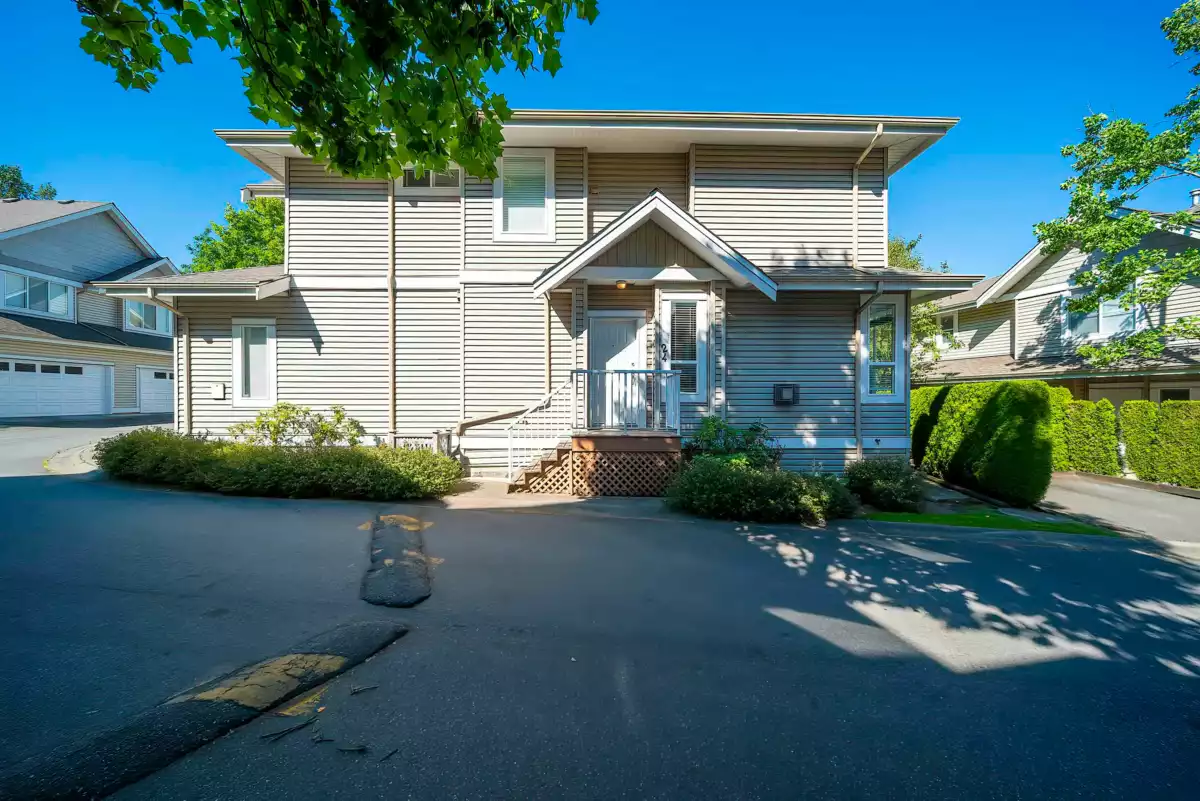Living Room Photo of 24 8568 209 Street, Langley, BC