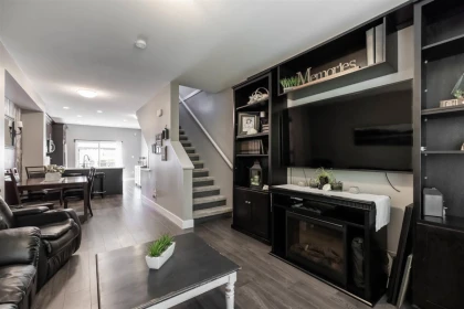 10 19180 65 Avenue, Surrey, BC