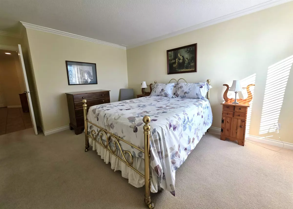 Guest Bathroom Photo of 301 17695 58 Avenue, Surrey, BC