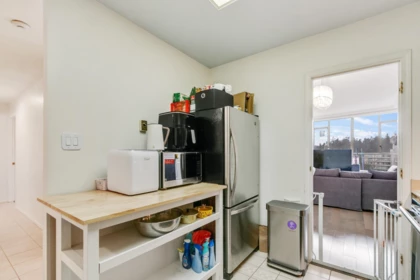Primary Bathroom Photo of 905 5885 Olive Avenue, Burnaby, BC