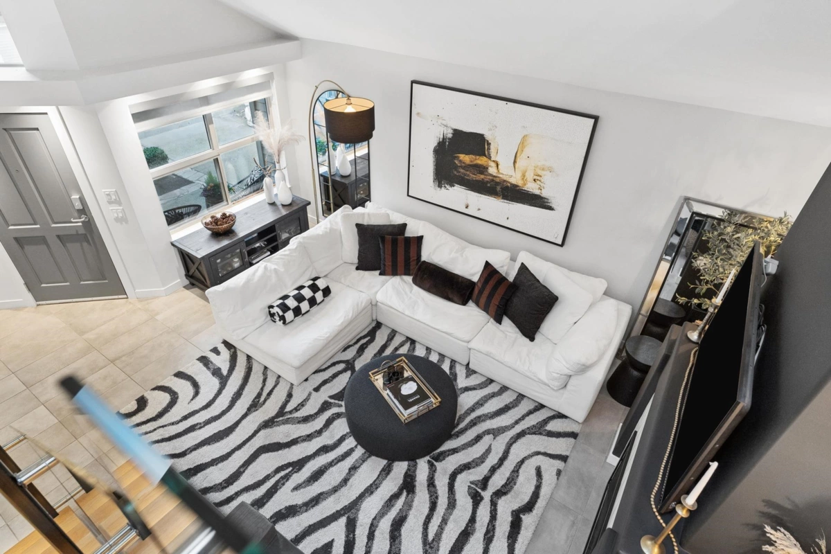 Outdoor Patio Photo of 5 1550 Larkhall Crescent, North Vancouver, BC