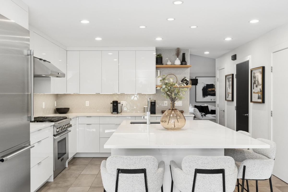 Pantry Photo of 5 1550 Larkhall Crescent, North Vancouver, BC