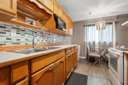 Walk-In Closet Photo of 342 1783 Agassiz-Rosedale No 9 Highway, Agassiz, BC
