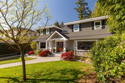 Garden / Landscaping Photo of 3557 W 36th Avenue, Vancouver, BC