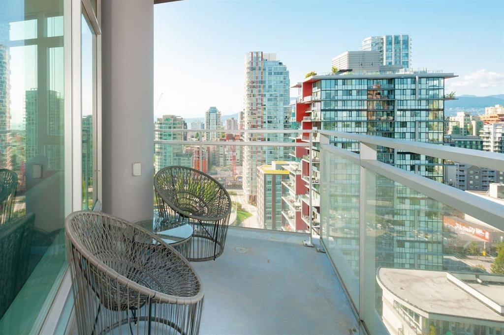 Exterior Rear Photo of 2603 1372 Seymour Street, Vancouver, BC