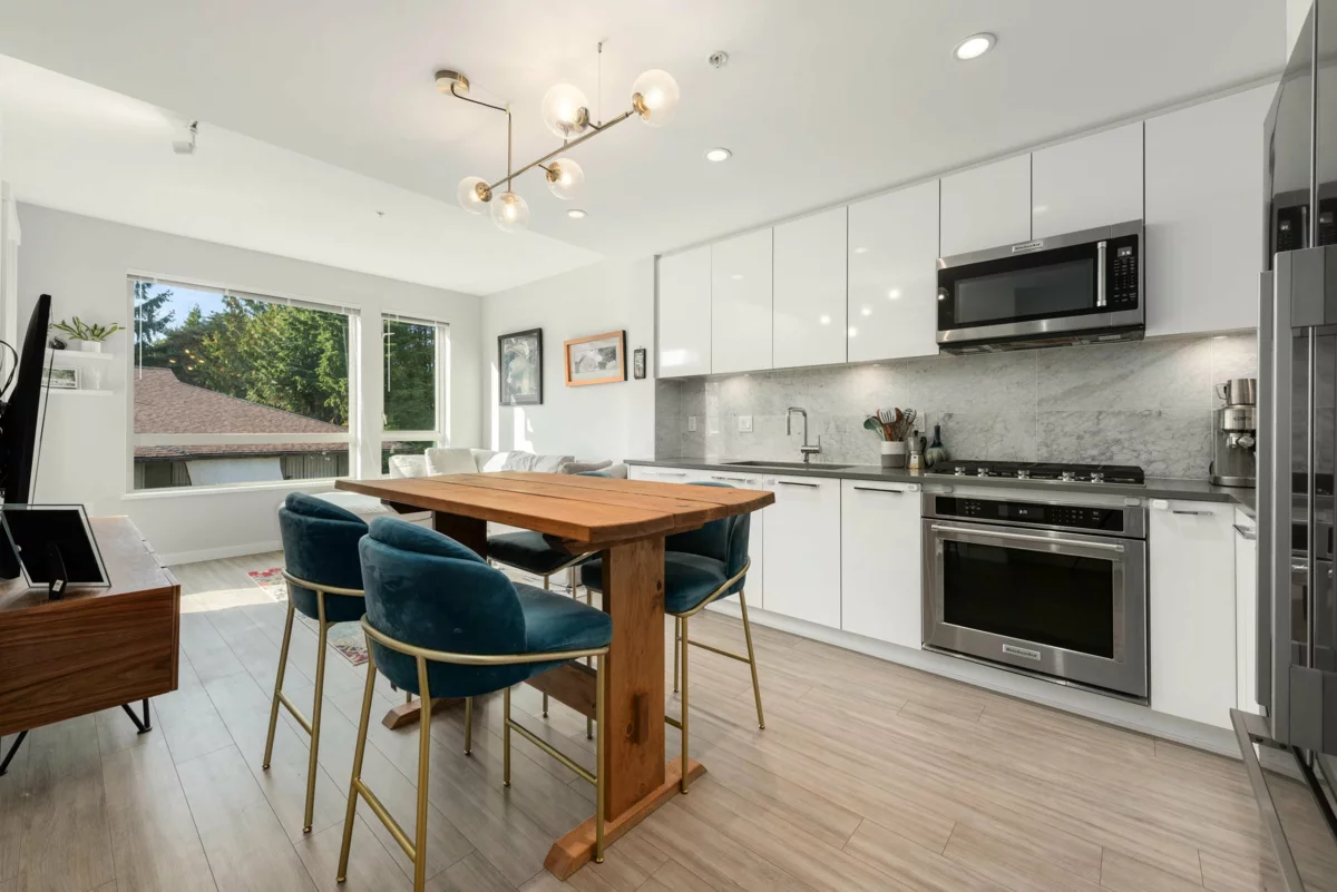 Living Room Photo of 311 2651 Library Lane, North Vancouver, BC