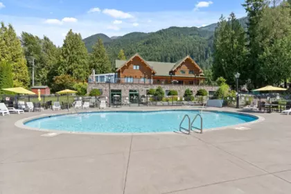 Swimming Pool Photo of 91 53480 Bridal Falls Road, Chilliwack, BC