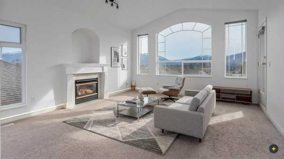 Living Room Photo of 37 47470 Chartwell Drive, Chilliwack, BC