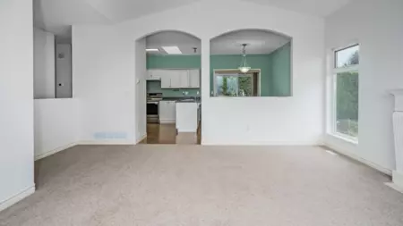 Kitchen Photo of 37 47470 Chartwell Drive, Chilliwack, BC