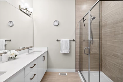 Entry Foyer Photo of 51 8413 Midtown Way, Chilliwack, BC