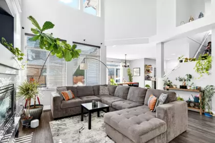 Office / Den Photo of 14974 59 Avenue, Surrey, BC
