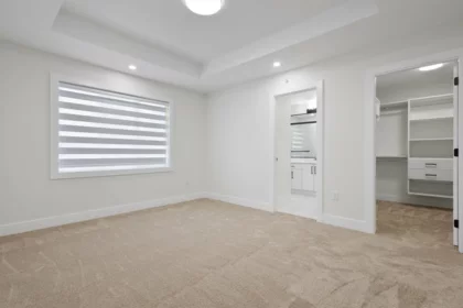 Laundry Room Photo of 32545 Higginbottom Court, Mission, BC