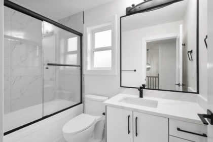 Powder Room Photo of 32545 Higginbottom Court, Mission, BC