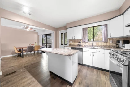 Basement Recreation Room Photo of 20272 46a Avenue, Langley, BC