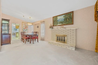 Hot Tub / Spa Photo of 919 E 39th Avenue, Vancouver, BC