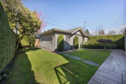Backyard Photo of 3837 W 3rd Avenue, Vancouver, BC