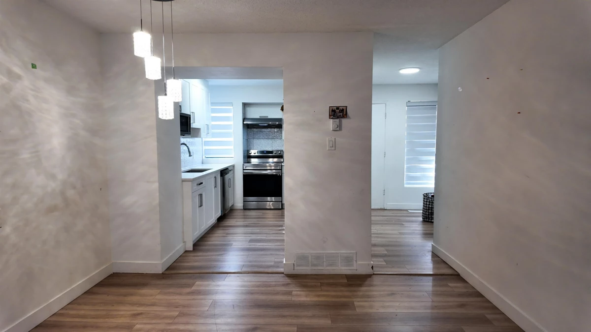 Family Room Photo of 89 13776 Central Avenue, Surrey, BC