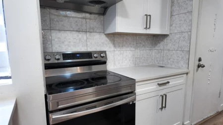 Hot Tub / Spa Photo of 89 13776 Central Avenue, Surrey, BC