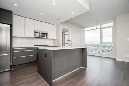 Kitchen Photo of 2204 2008 Rosser Avenue, Burnaby, BC