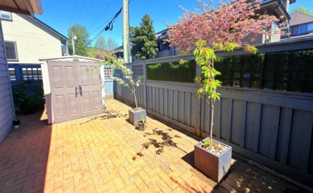 Garden / Landscaping Photo of 10 2118 Eastern Avenue, North Vancouver, BC