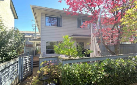 Swimming Pool Photo of 10 2118 Eastern Avenue, North Vancouver, BC