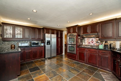 2562 Verbena Place, Coquitlam, BC, Coquitlam — Single Family Residence for sale