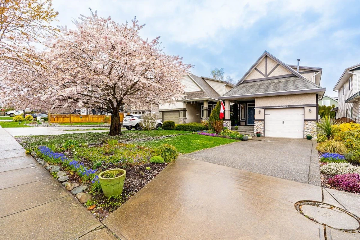 Exterior Rear Photo of 15585 Goggs Avenue, White Rock, BC