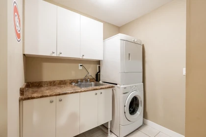 Hot Tub / Spa Photo of 15585 Goggs Avenue, White Rock, BC