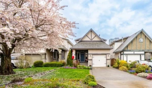 15585 Goggs Avenue, White Rock, BC