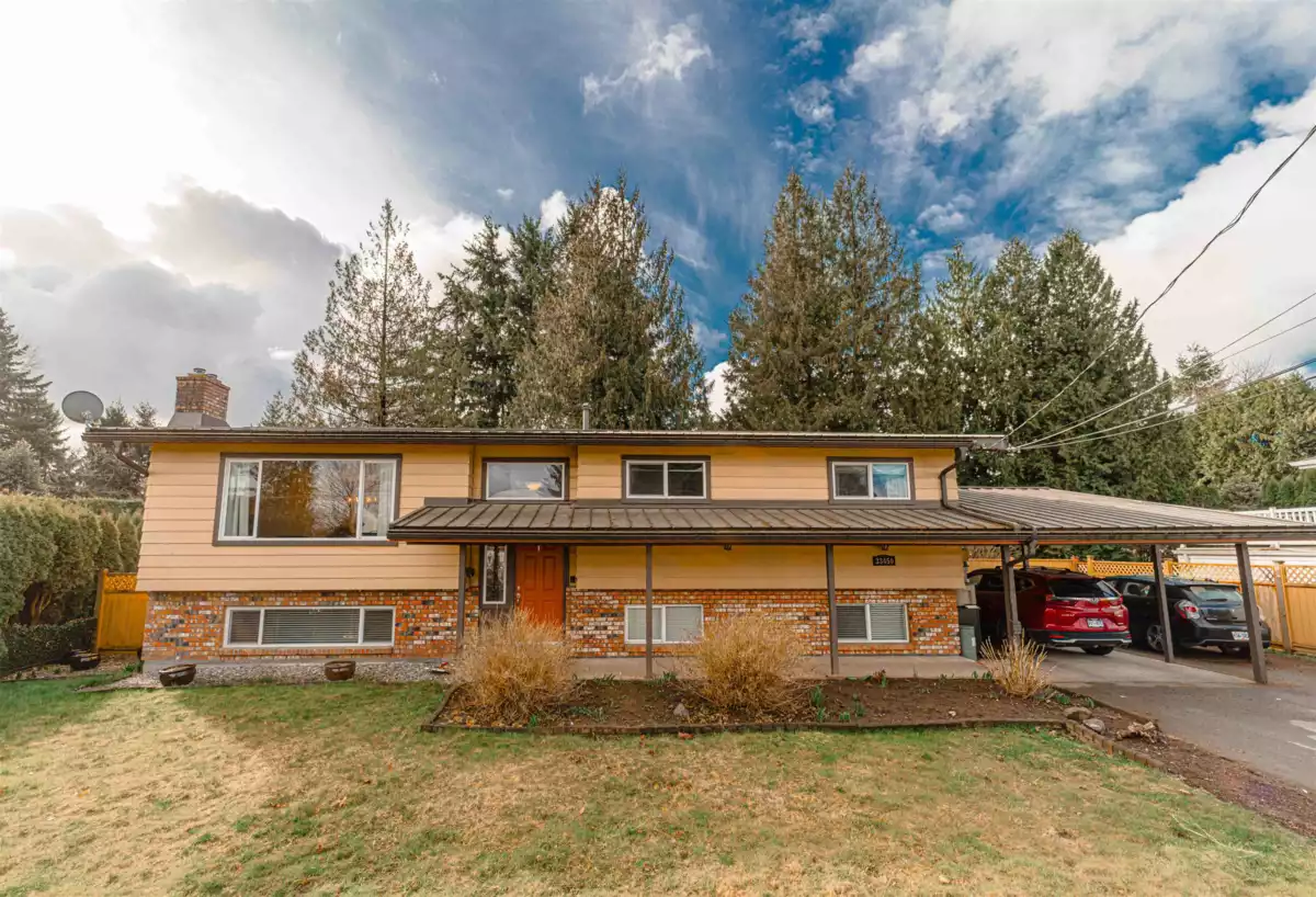 Exterior Rear Photo of 33450 Huggins Avenue, Abbotsford, BC