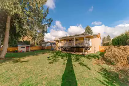 Aerial View of 33450 Huggins Avenue, Abbotsford, BC
