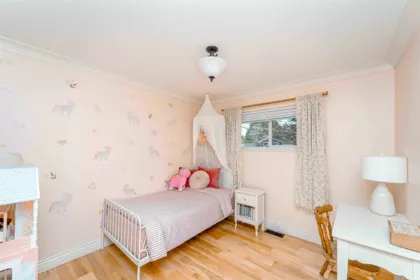 Bedroom 2 Photo of 33450 Huggins Avenue, Abbotsford, BC