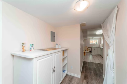 Garage Interior Photo of 33450 Huggins Avenue, Abbotsford, BC